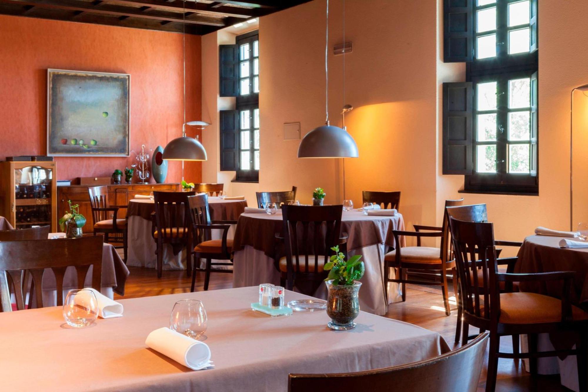 Ac Hotel Palacio De Santa Ana By Marriott Valladolid Eksteriør billede Restaurant El Bulli