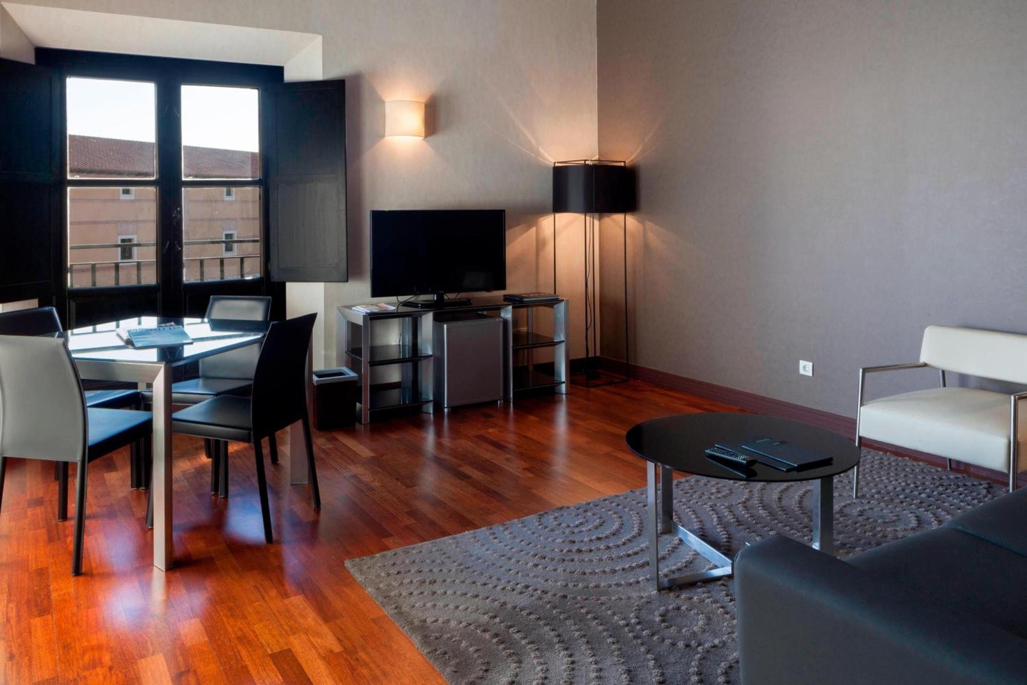 Ac Hotel Palacio De Santa Ana By Marriott Valladolid Eksteriør billede
