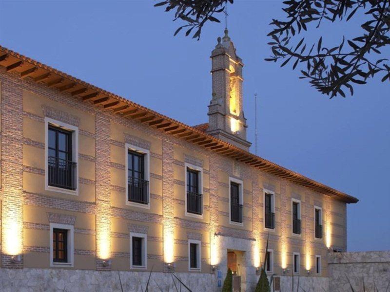 Ac Hotel Palacio De Santa Ana By Marriott Valladolid Eksteriør billede The monastery of San Jeroni de Cotalba