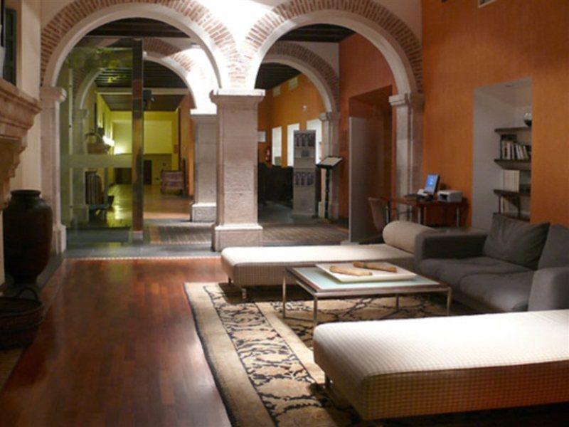 Ac Hotel Palacio De Santa Ana By Marriott Valladolid Interiør billede Interior of the hotel